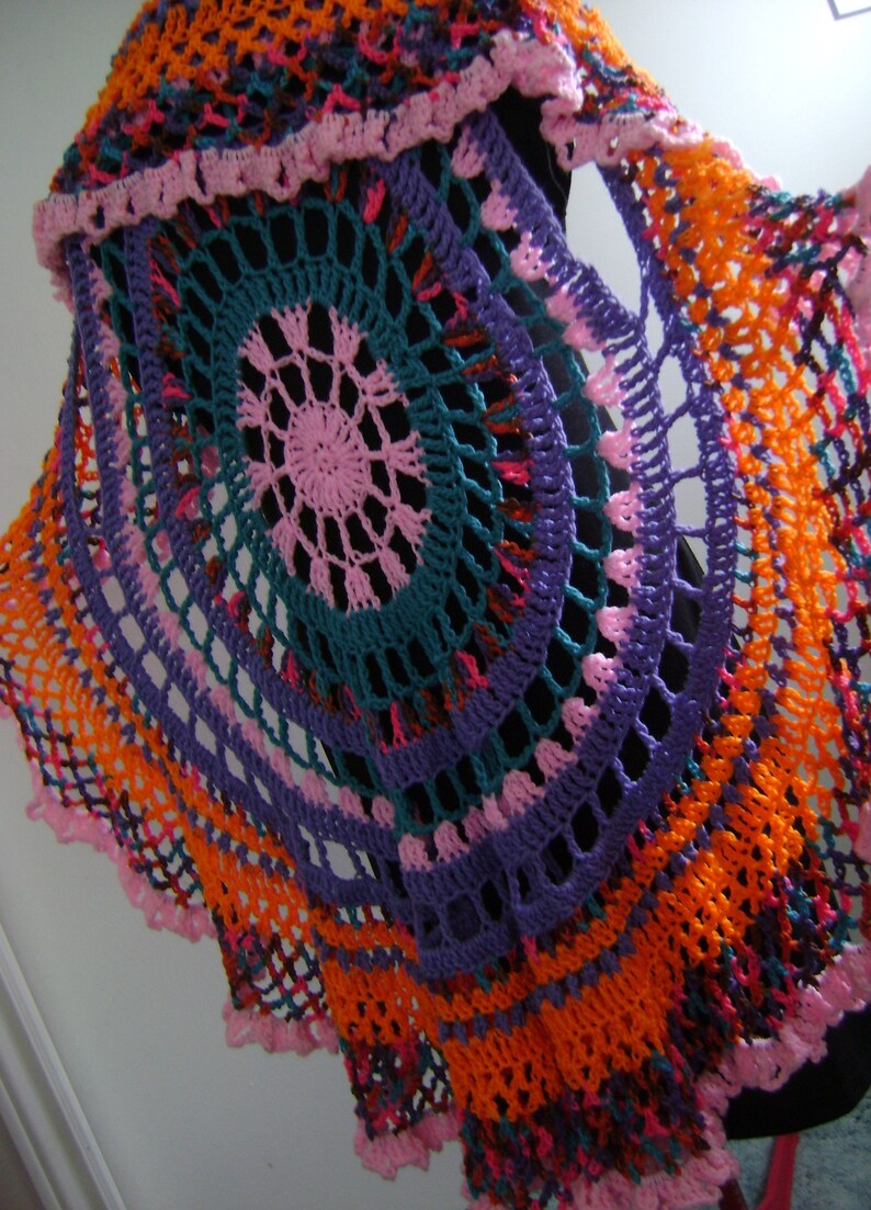 layer it to create your own one-of-a-kind style Women/'s sleeveless Penny Lane Mandala Vest Flowy Circular Hippie Stevie Festival style