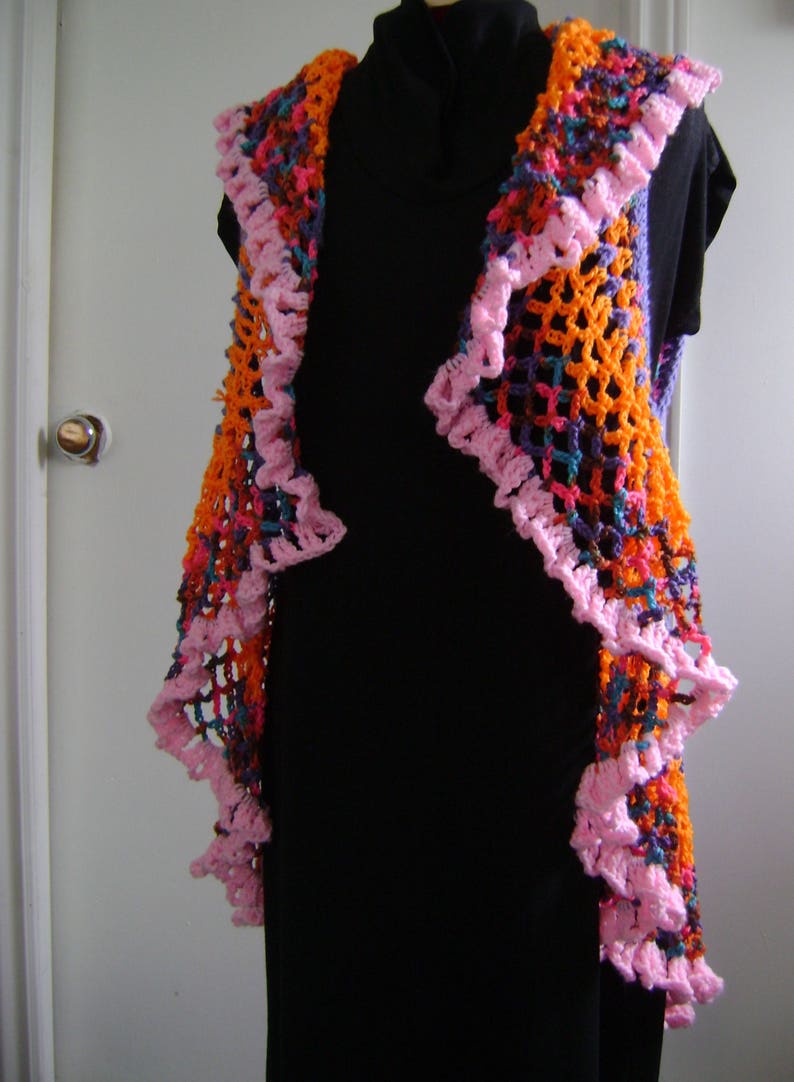 layer it to create your own one-of-a-kind style Women/'s sleeveless Penny Lane Mandala Vest Flowy Circular Hippie Stevie Festival style