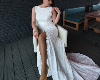 Vestido de novia sirena: vestido de novia playero sin espalda y con cola larga