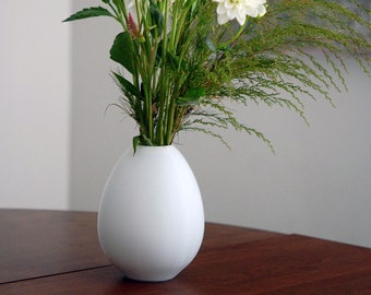 3D Printed Egg Vase, White PLA Filament
