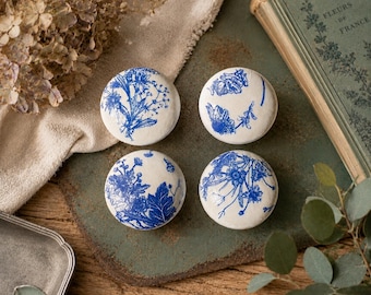 Handgefertigte Chinoiserie Blau & Weiß dekorative Schrankknöpfe Cottagecore Schubladengriffe Französische Möbelbeschläge Blumendekor