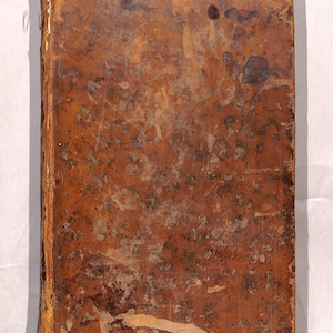 1772 collection of French plays in verse - Alzire, ou Les Americains, Tragedie by Voltaire (leather bound, in French)