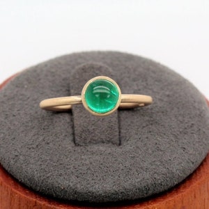 Emerald Gold Stacking Ring,Emerald Gemstone Gold Ring,May Birthstone Emerald Ring,Handmade Emerald Ring,Green Emerald 9ct Gold ring,UK