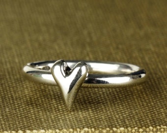 Handmade Sterling Silver Heart Ring,arts and craft heart,unique carved heart ring,british made silver heart ring,stackable silver heart ring