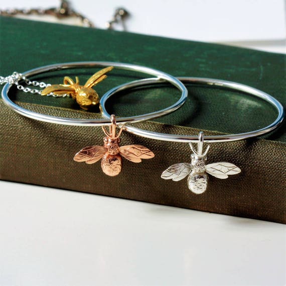 Bee bangle shop