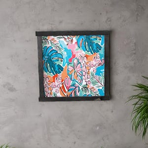 Tropical Floral Wall Art – Colorful Botanical Wood Sign – Boho Leaf Decor for Home or Porch – Vibrant Jungle Pattern Framed Artwork