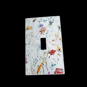 Floral Light Switch Cover Plate – Spring Garden Wall Decor | Cottagecore Botanical Switchplate |