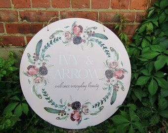 Custom Ivory Arrow Embrace Everyday Round Floral Lightweight Business Small Shop Printed Wood Your Logo Circle Booth Vendor Table Wall Sign