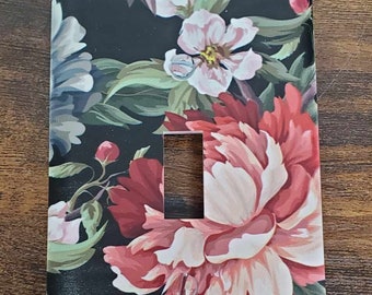 Victorian Vintage Floral Flowers Spring Printed in Color Light Switch Cover Plate Durable Baby Room Kids Room Decorative Decor