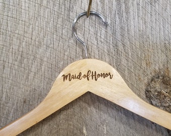 Maid of Honor Dress Clothes Hanger Bridal Party Engraved Hard Wood Coat Sturdy Wedding Bromellow Personalized
