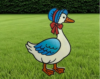 Bonnet Goose Printed Wood Sign – Farmhouse Animal Wall Art – Cute Home or Garden Decor Gift