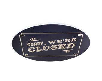 Custom Printed Closed Sign – Oval Vintage Style Business Door Plaque with Cream Lettering