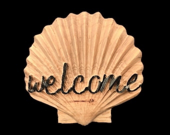 Carved Wooden Seashell Welcome Sign – Beach House Coastal Décor with Dark Lettering
