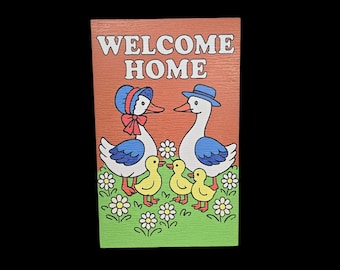 Welcome Home Duck Family Sign – Weatherproof PVC Vintage‑Style Wall Art for Porch, Entryway, or Garden Display