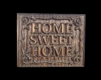 Engraved Wooden “Home Sweet Home” Sign – Rustic Wall Décor with Ornate Frame Design