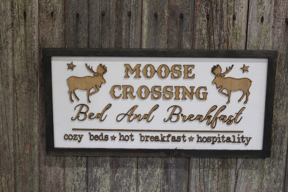 Moose Crossing Cabin Sign Rustic Bed And Breakfast BNB Primitive Rustic Decor Country 3D Raised Text Cozy Beds Hospitality Lodge Wall Art