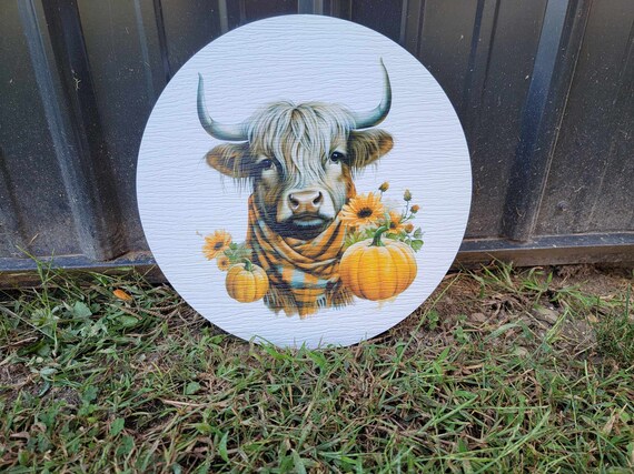 Cow Furry Highland Sign Printed Cow Lovers Porch Pumpkin Autumn Gourd PVC Weatherproof Ultraviolet Ink Doorhanger Outdoor Use