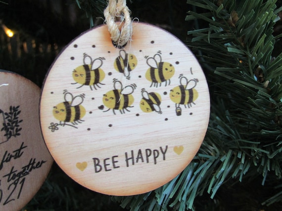 Bumble Bee Be Happy Inspirational Spring Ornament Seasonal Tree Home Decor Handmade Uvprinted Image Wood Slice Keychain Gift Happiness DIY