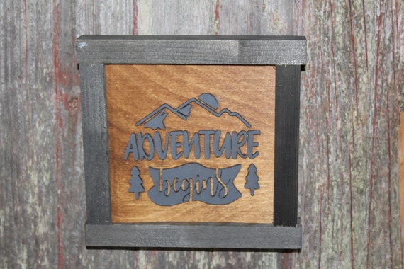 Cabin Wood Sign Adventure Begins 3D Raised Text Rustic Mountain Cabin Text Room Wall Décor Camping Camper Decoration Travel Primitive