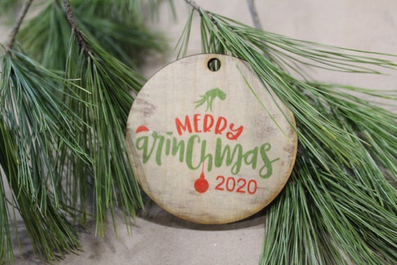 2023 Merry  grinchmas Christmas Ornament Giftable Keepsake Mean One Christmas Keychain Décor Wood Sign Tree Gift Cute Character Hand Green