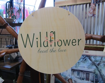 Custom Jewelry Business Sign Round Wildflower Floral Lightweight Business Small Shop Printed Wood Your Logo Circle Vendor Table Wall Sign