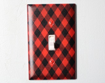 red plaid pattern design diamond shape buffalo light switch cover plate farmhouse decor rustic