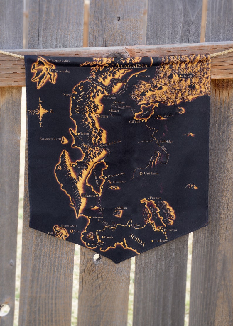 Alagaësia Pennants Gold