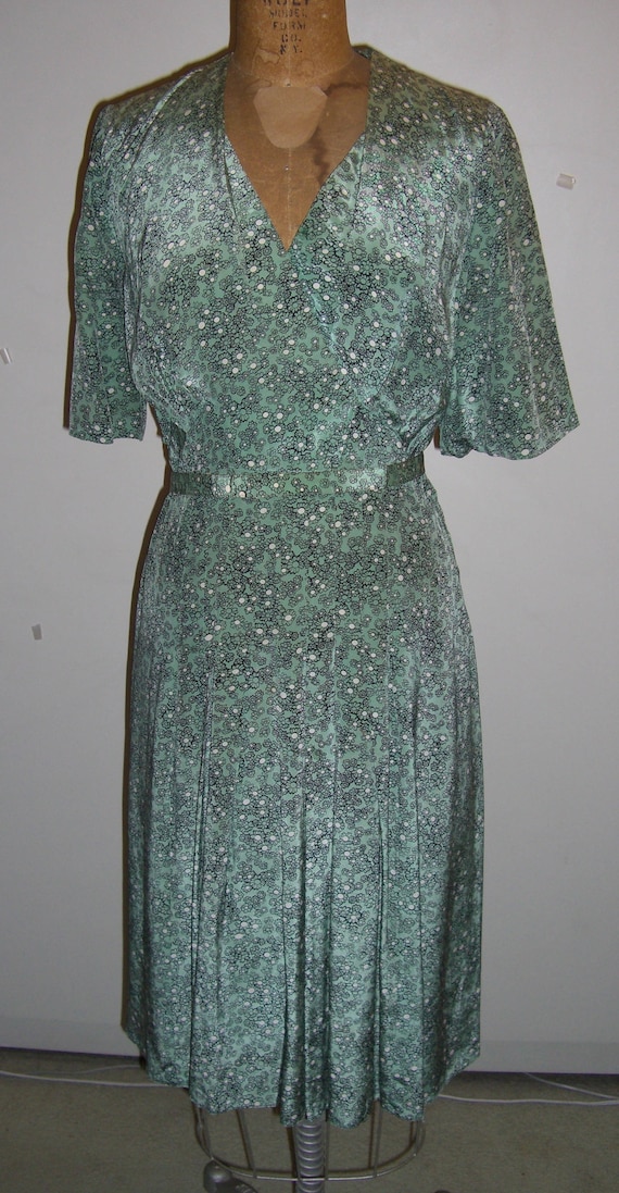 Vintage 1940 Rayon Dress