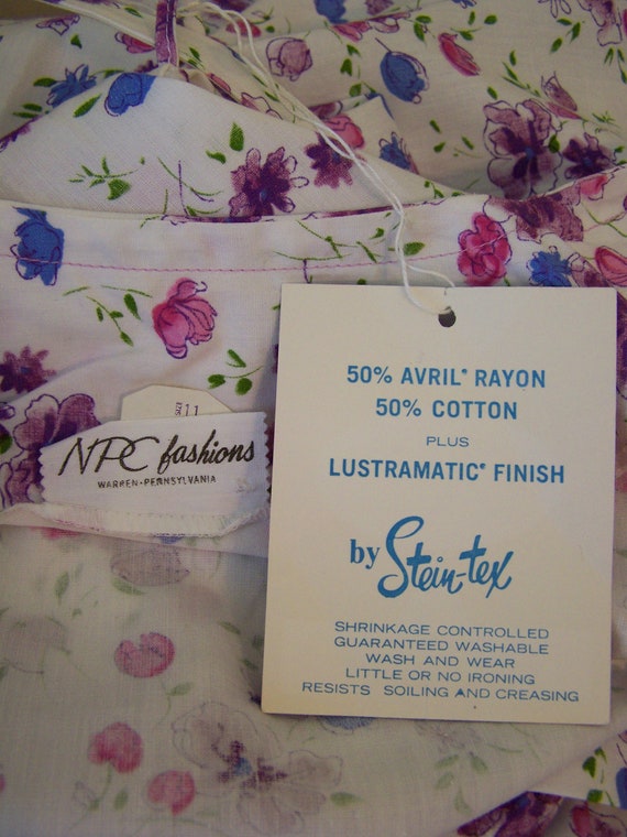 Dress Sale! DEADSTOCK 50s Purple Floral Print Cot… - image 9