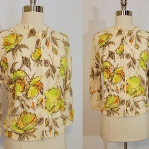 Luxurious 1960s DARLENE French Angora Floral Sweater S Small