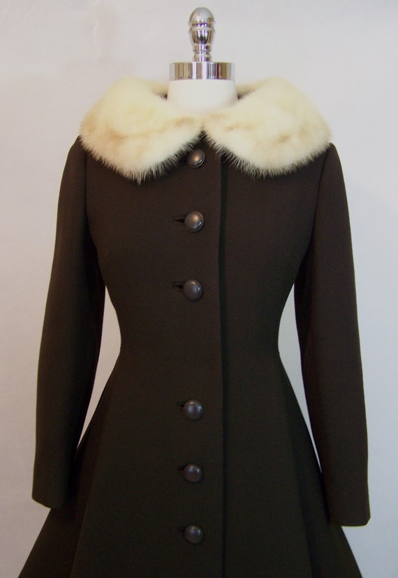 Gorgeous 50s 60s Brown Wool Mink Fur Collar Princ… - image 3