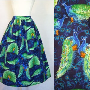Rare 1950s Peacock Novelty Print Cotton Skirt S Small 26 Waist 50s