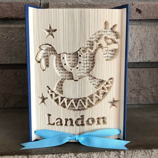 Rocking Horse Custom Name 180 Cut & Fold Book Folding Pattern (MOTIF UNIQUEMENT à envoyer par e-mail)