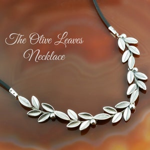 silver olive leaves black rubber necklace, olive leaf necklace, leaf necklace, bridesmaid necklace, greek necklace, greek jewelry