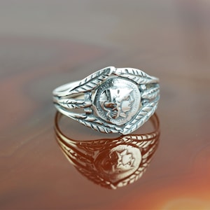 Anillo de plata con moneda de Atenea, anillo de Atenea, anillo con moneda antigua, anillo griego, joyería con monedas, anillo con moneda, anillo con moneda antigua, anillo bohemio, anillo bohemio