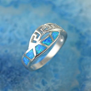 Anillo de plata con ópalo y llave griega, anillo de ópalo azul, anillo griego, joyería griega, anillo con llave griega, joyería de ópalo, anillo de plata, regalo de aniversario para esposa