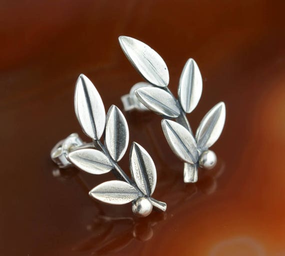 olive leaf silver stud earrings, leaf studs, olive leaf earrings, laurel studs, greek earrings, leaf stud earrings, greek jewelry
