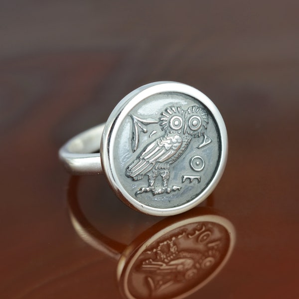 Bague en argent hibou, bague hibou, bague pièce de monnaie antique, bague grecque, bague ancienne, bijoux grecs, bague pièce de monnaie hibou, bague bohème, bague tendance, pièce de monnaie grecque