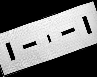 Nowoczesny wzór na bieżnik na stół: świąteczna kolacja w stylu „black tie” (wzór PDF) 17x50
