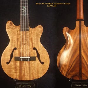 Ukelele barítono de 5 cuerdas hecho a mano, madera de mango rizada, tapa trasera arqueada de acacia, incrustaciones de nácar, funda blanda, Bruce Wei UAP19-001