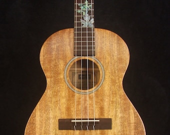 Ukelele barítono artesanal de 4 cuerdas con mango macizo y incrustaciones de hoja de arce, funda blanda, modelo Bruce Wei UG19-2319