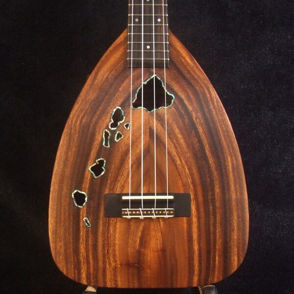 Handmade Soprano Ukulele, Solid Acacia, The Islands Soundhole, Soft-bag, Bruce Wei UF13-2004