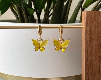 Gold And Yellow Iridescent Butterfly Huggie Hoop Earrings, Hoop Earrings with Charm, Huggie Hoop Earrings, Small Gold Hoops, Gifts For Her