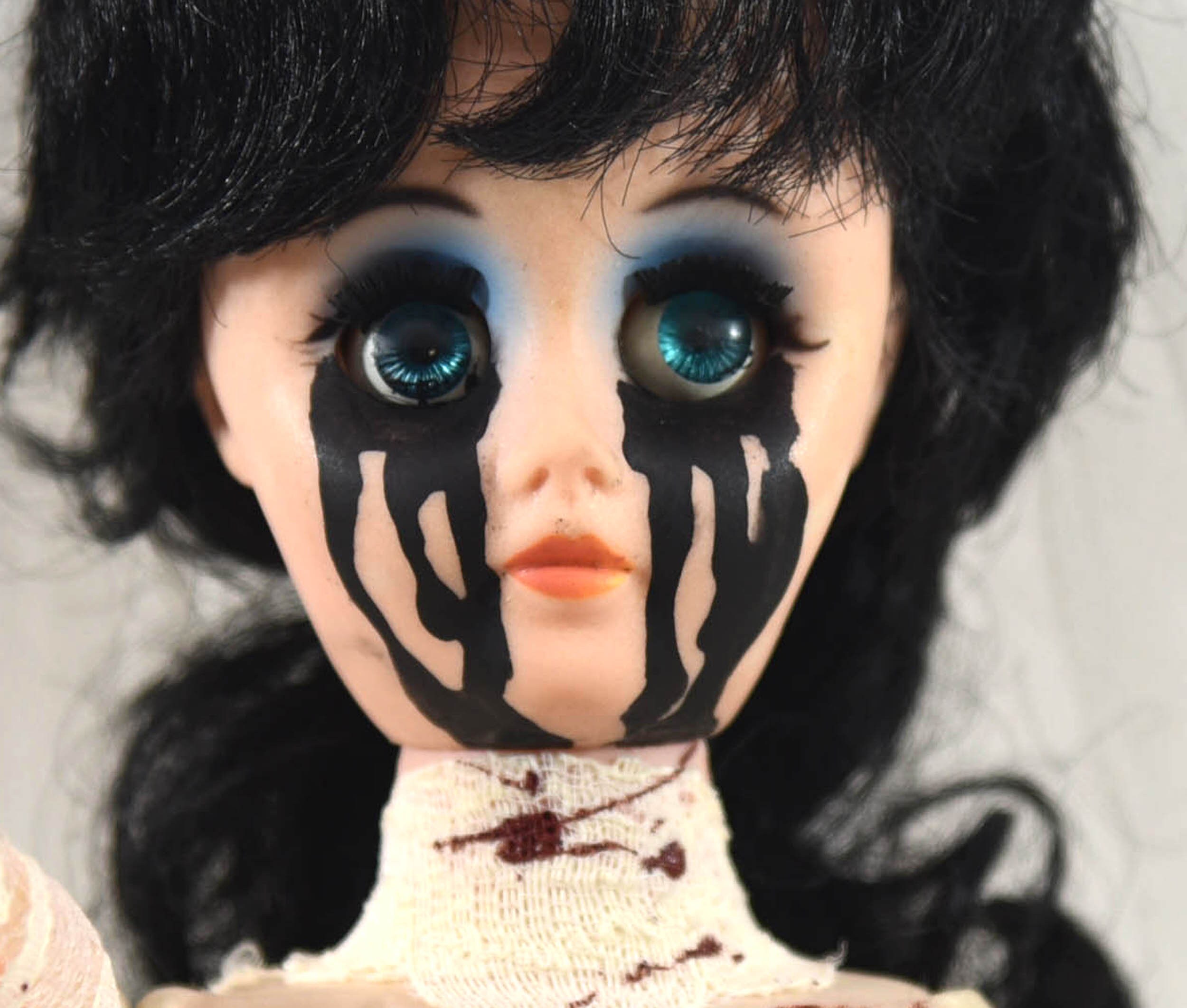 D\u00e4monenkinder demonic 70s Bride of Lucifer Horror Doll Creepy Scary Dark Goth evil possessed halloween monster children demon haunted