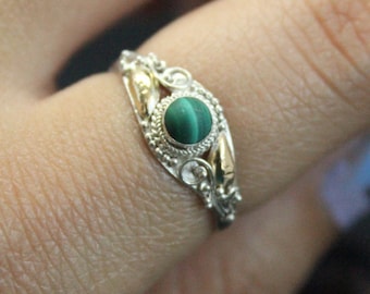 Vintage Green Malachite 14k Gold Plated Silver Ring | Asymmetrical Vintage Silver Ring | Victorian Style Ring | Thin Stacking Malachite Ring