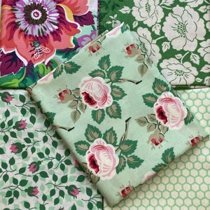 5 pc Green Floral Local Honey by Heather Bailey fabric remnants-green florals-OOP rare fabric-Heather Bailey fabric-floral bees fabric-Bees