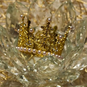Photo Shoot Crown, Newborn Photo Shoot Crown, Birthday Crown, Pearl trim crown, Cake smash crown, Dress up crown, Princess crown