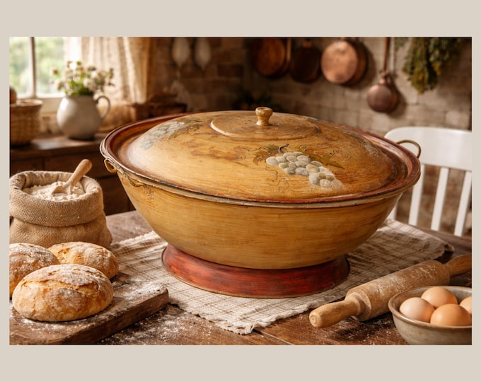 Antique Tole Painted TIN DOUGH RISER With Lid