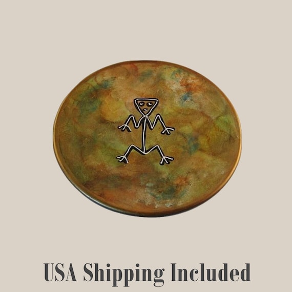 Vintage WALL PLATE Hand Painted Red Clay Dominican Republic Rock Art Theme Signed