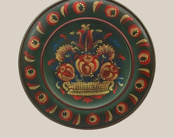 Pennsylvania Dutch Folk Art Wooden Wall Plate